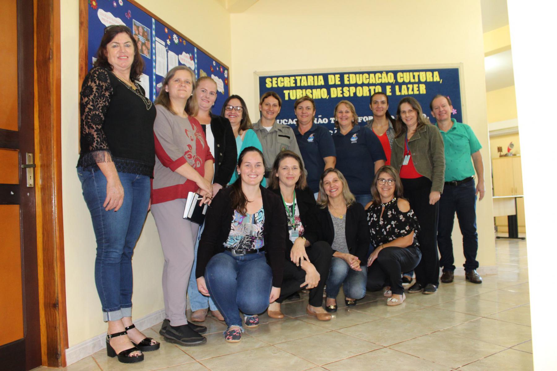 Reunião da RAE (Rede de Apoio à Escola)