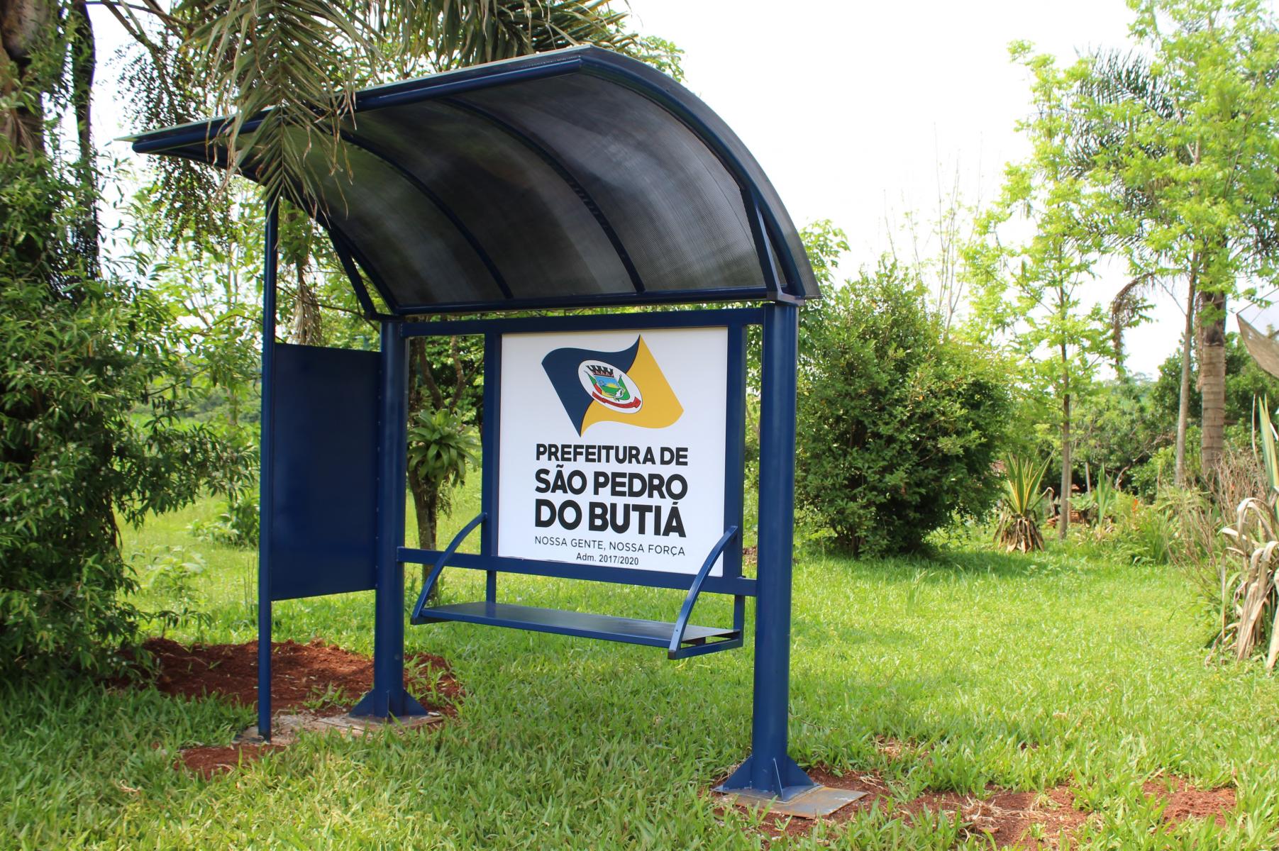 Prefeitura Instala Novas Paradas de Ônibus