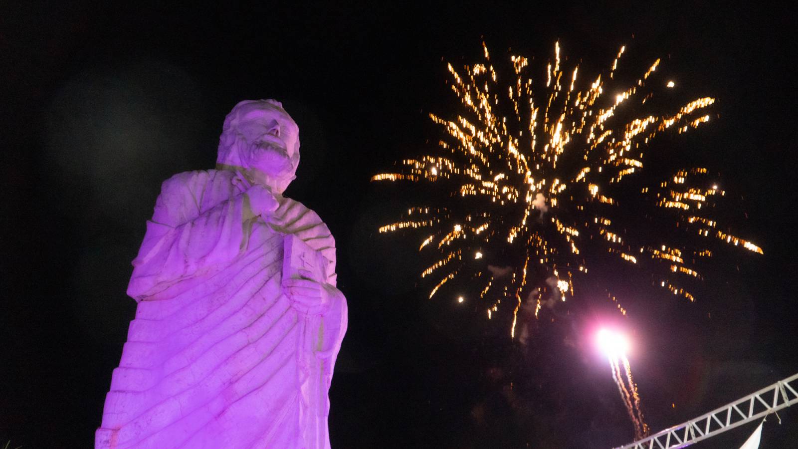 São Pedro do Butiá viveu uma noite de magia e luz no Centro Germânico Missioneiro