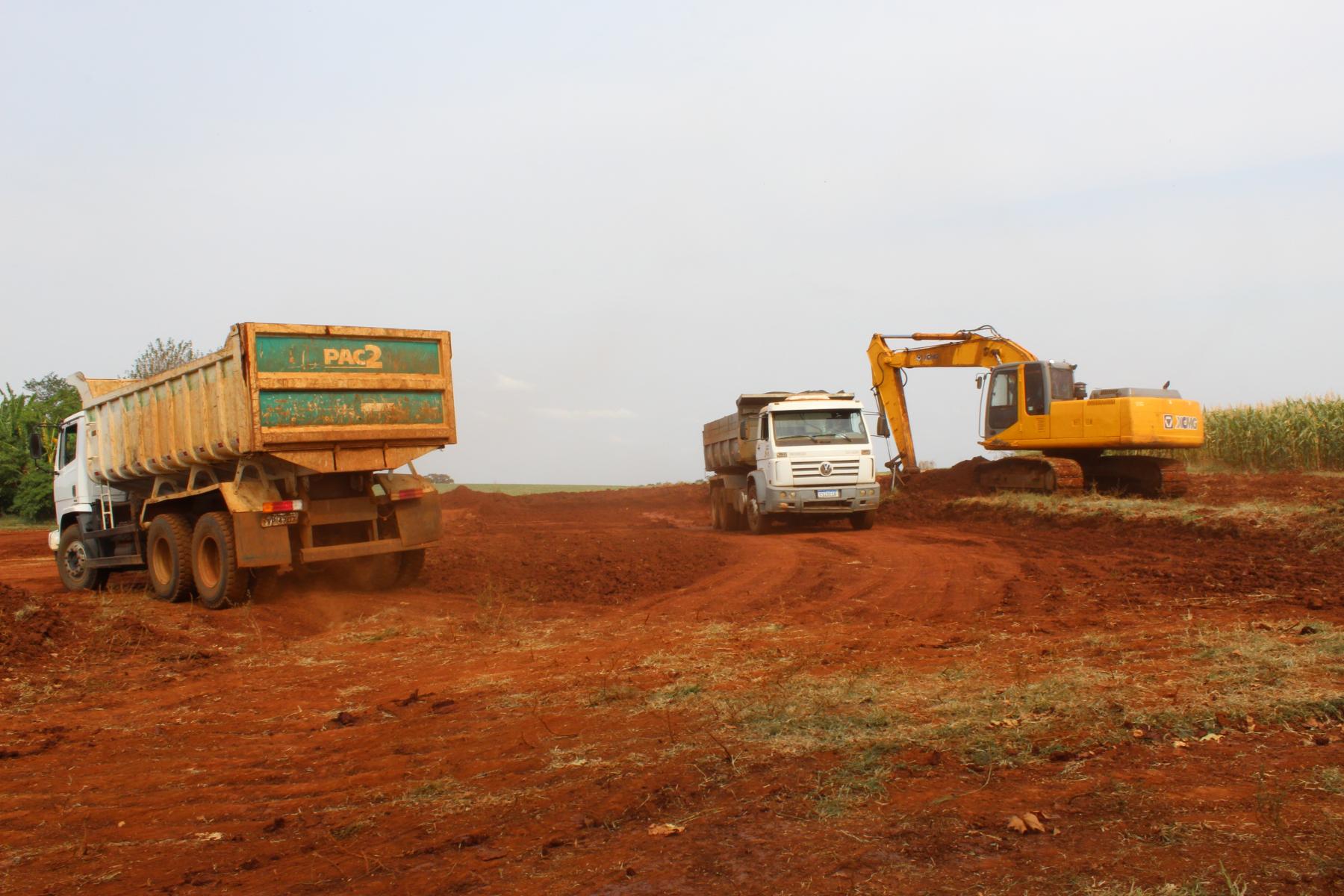 Equipes do Setor de Obras, com Mais uma Semana Intensa de Atividades