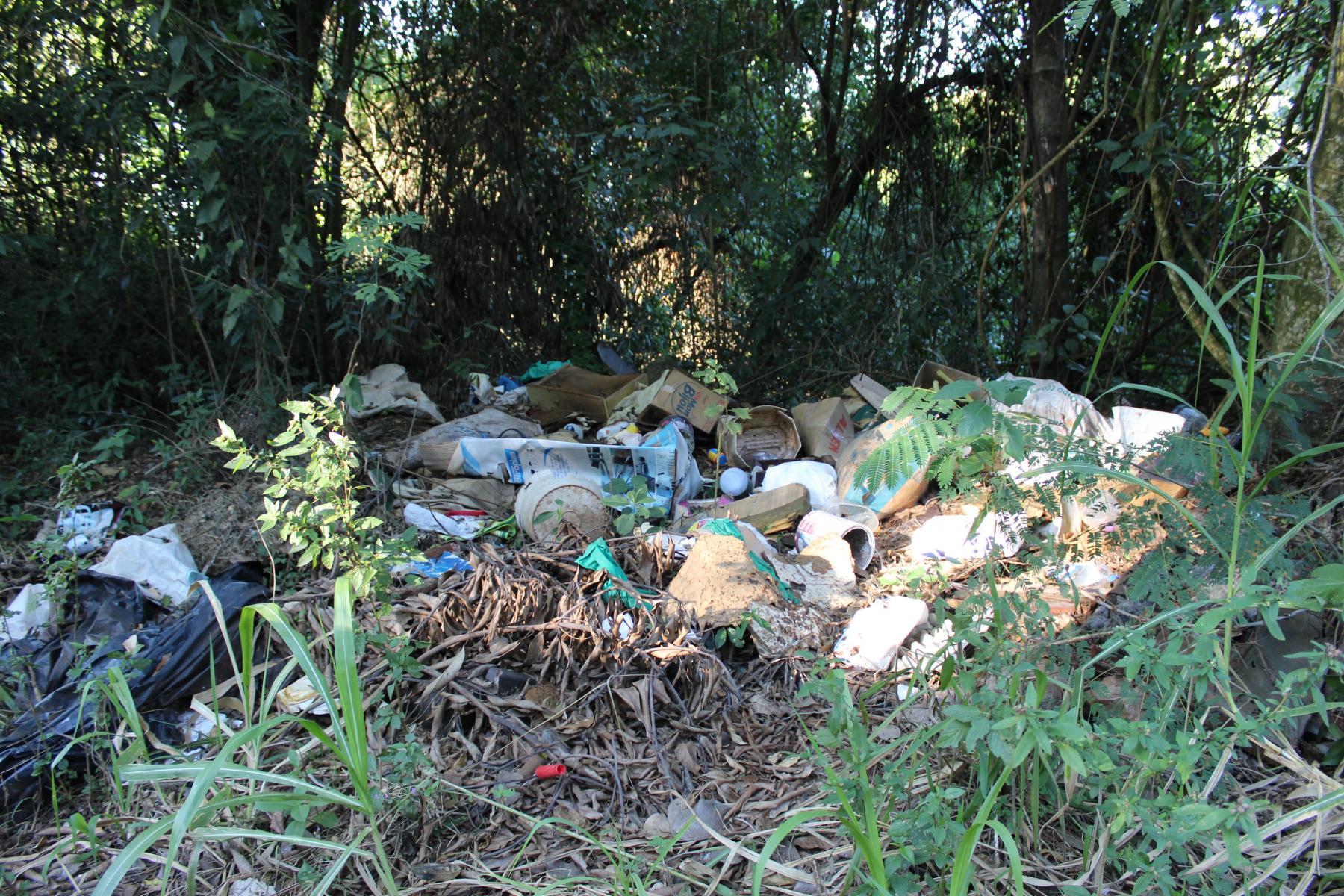 Descarte de Lixo em Locais Inadequados, Coleta de Óleos e Graxas para Reciclagem