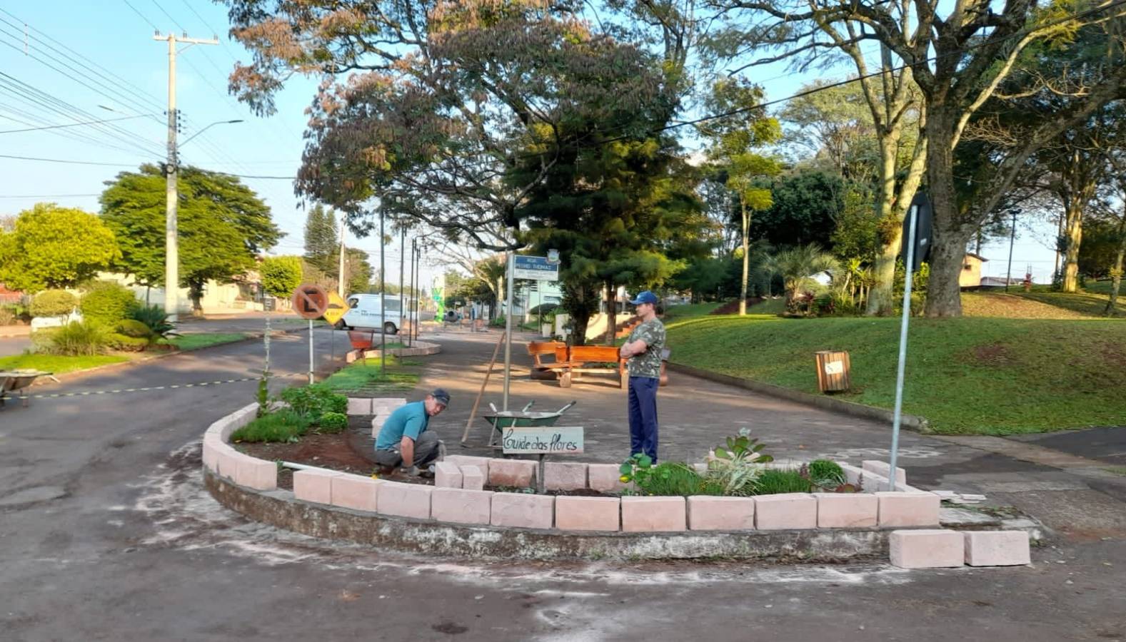 Seguem os trabalhos no projeto "Jardim Missioneiro"