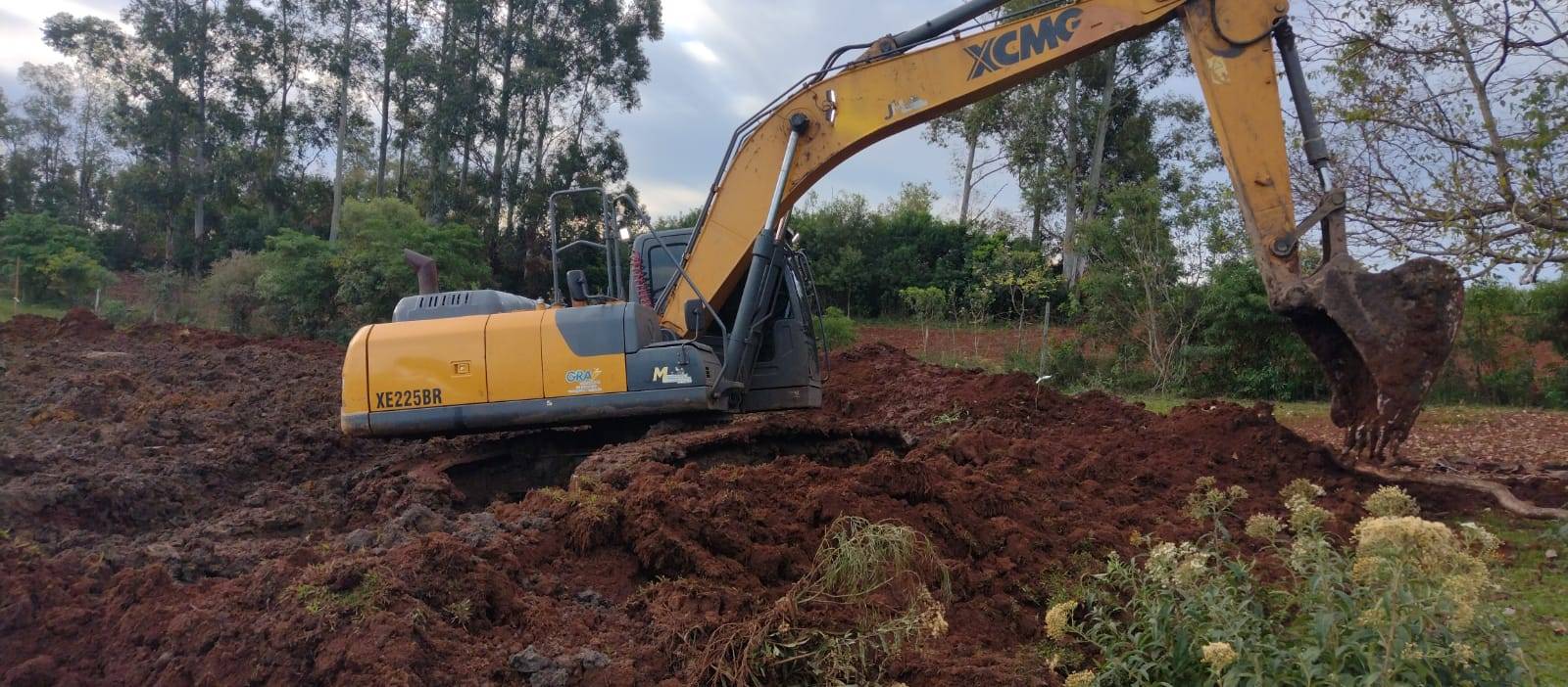 Iniciadas as obras de execução de açudes em propriedades do interior