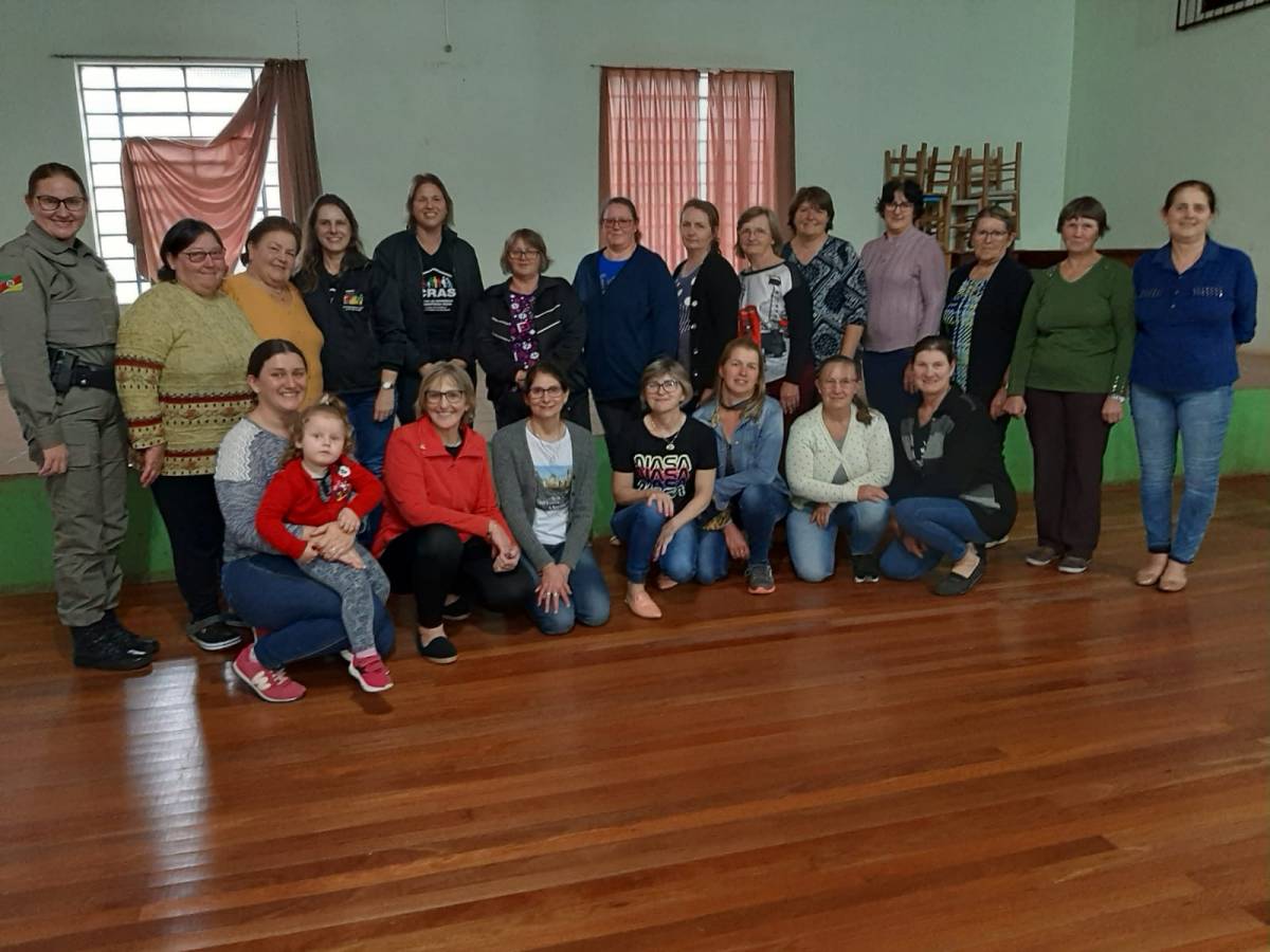 CRAS realiza atividade de conscientização no Agosto Lilás