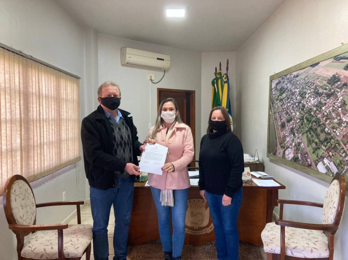 NOMEADAS NOVAS SERVIDORAS DO MUNICÍPIO