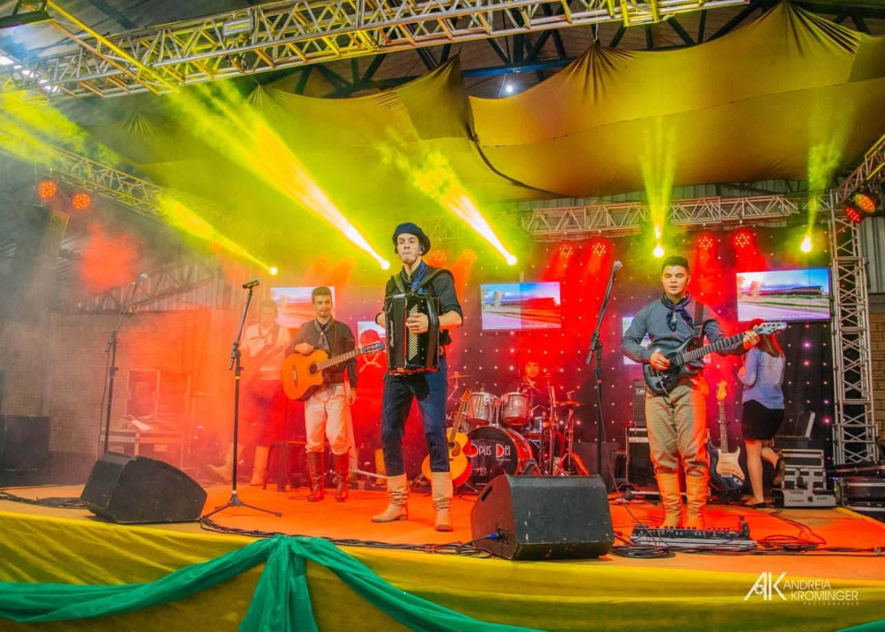 Tchê Gospel Butiá – Banda Opus Dei Obras de Deus