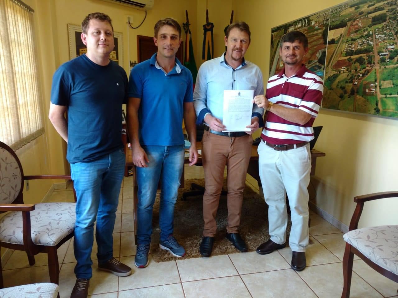 Poder Legislativo devolve recursos ao Poder Executivo