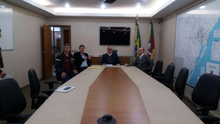 Administração visita Secretário de Transportes do Estado