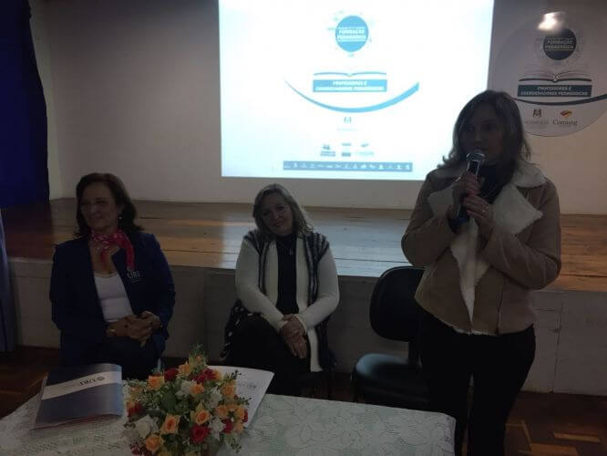 Formação continuada de professores e gestores