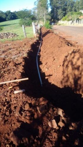 Instalação de rede de água na comunidade da Vila Butiá Inferior