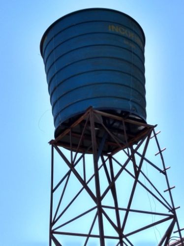 Instalação de nova caixa de água na comunidade de Santa Teresinha