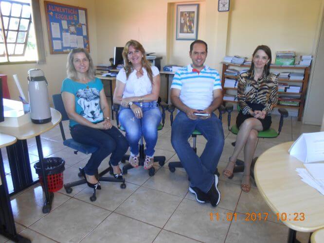 Secretaria da Educação recebe a visita da equipe da SMEC de Salvador das Missões