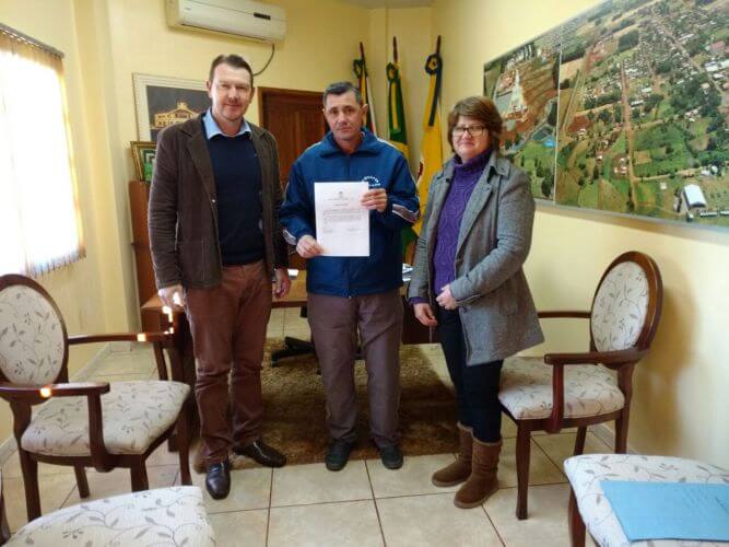 Prefeito nomeia monitor