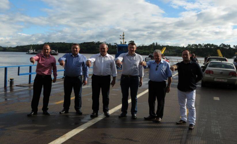 PREFEITO MARTINHO PARTICIPOU DE REUNIÃO PARA TRATAR ASSUNTOS REFERENTES À PONTE PORTO XAVIER/SAN JAVIER